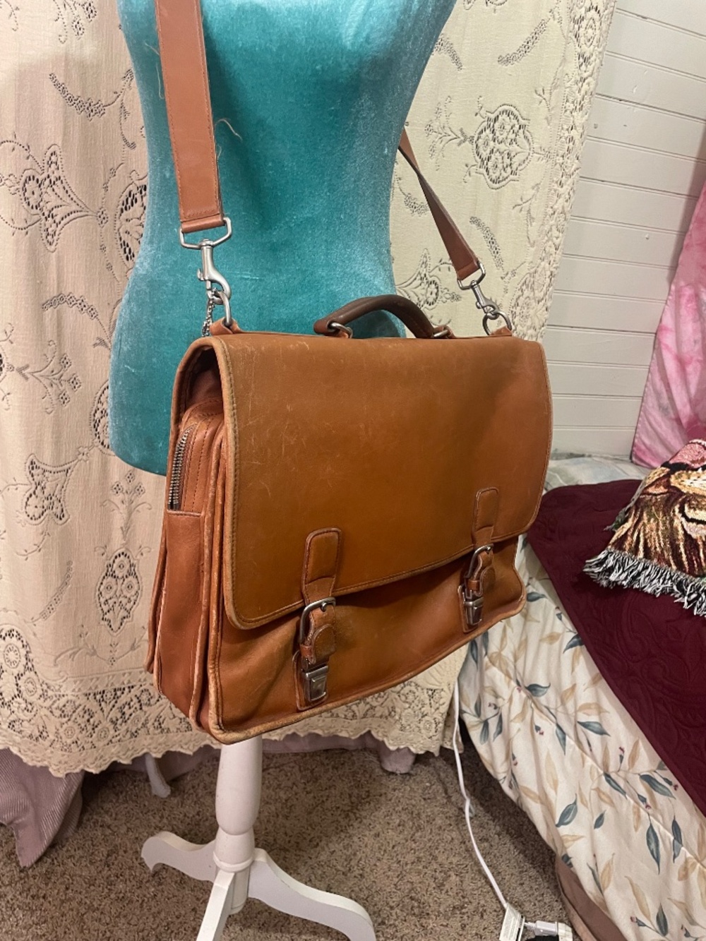 Coach: Vintage thompson Saddle distressed brown leather satchel - Picture 3 of 8